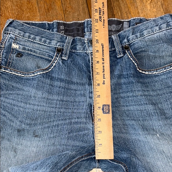 Ariat Relentless Jeans 33x34‎ stains - Picture 13 of 15